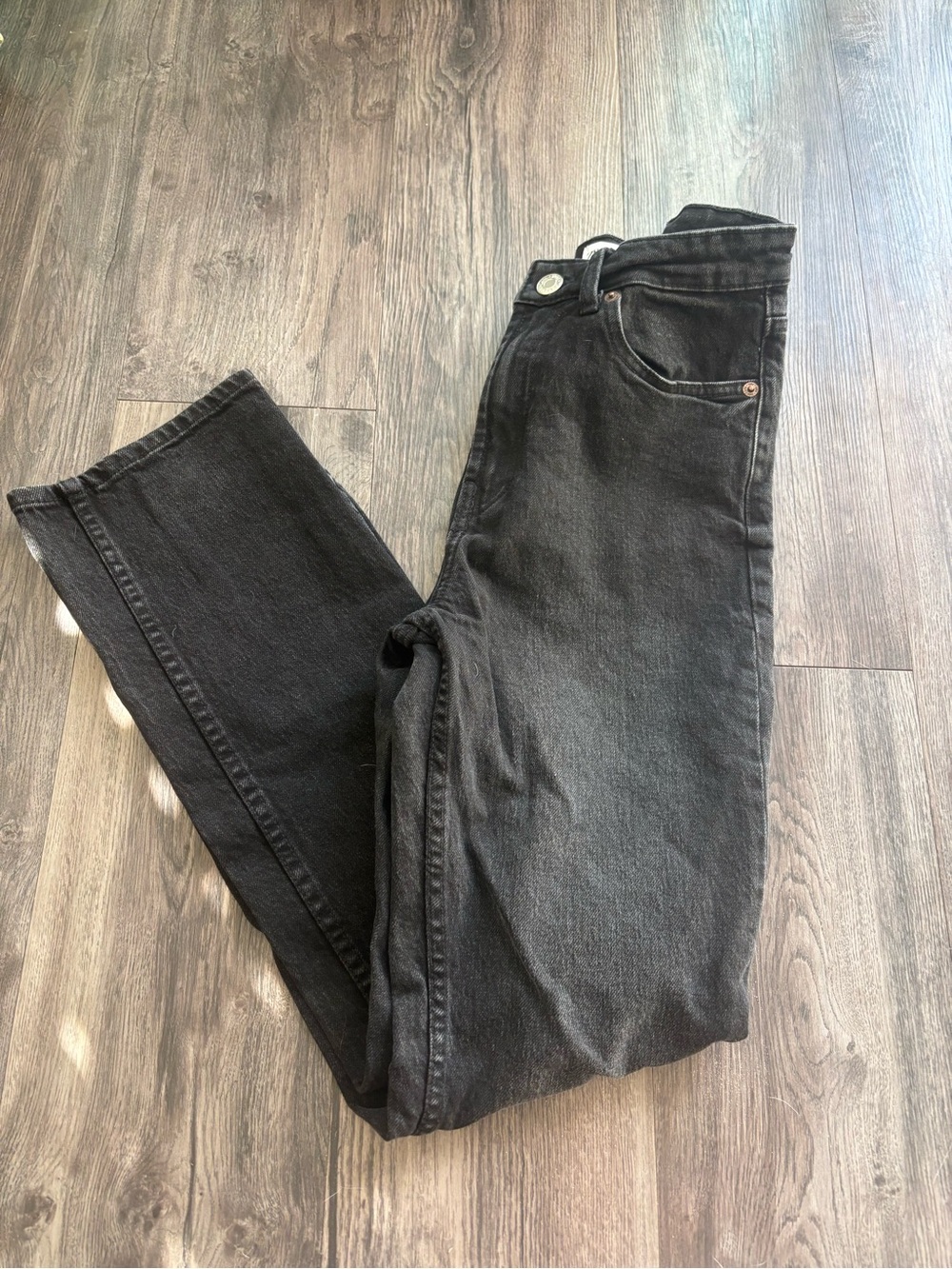 Zara Straight Leg Jean - Picture 2 of 5
